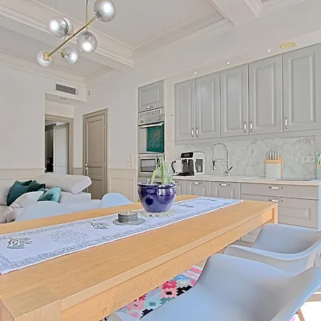 Apartment Des Iles, Proche Croisette Et Palais *