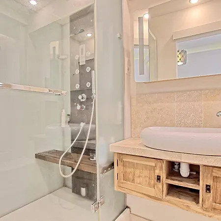 Appartement Des Iles, Proche Croisette Et Palais Cannes